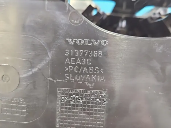 Juomapidin OEM 31377368 Volvo S90 II 2016- image 7