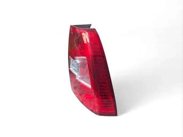 Luz Trasera Derecha Kia Sportage 2 Facelift 2010 OEM 92402-03000 image 2