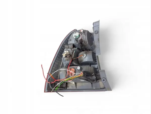 Luz Trasera Derecha Kia Sportage 2 Facelift 2010 OEM 92402-03000 image 5