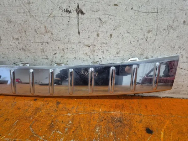 VW Touareg II Garniture Pare-chocs Arrière OEM 7P6807787A image 5