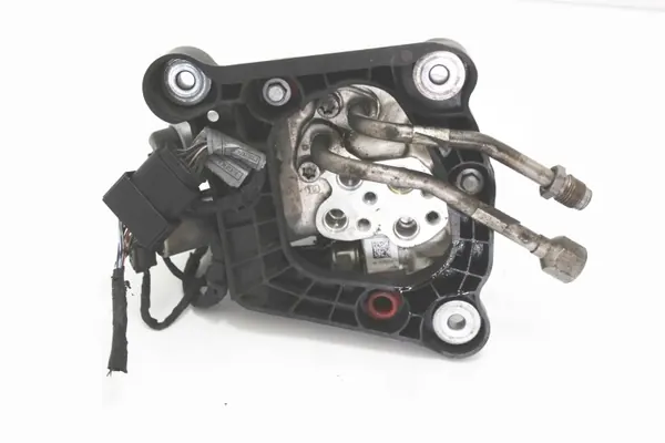 Bloque de válvulas Dynamic Drive OEM 6775258 para BMW F01/F02 image 4
