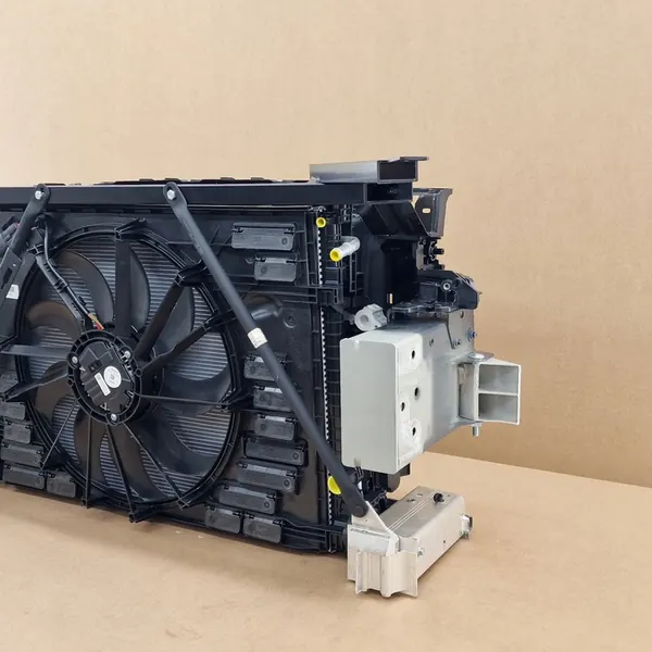 Radiador Frontal Volvo XC60 2019- Mild Hybrid image 3