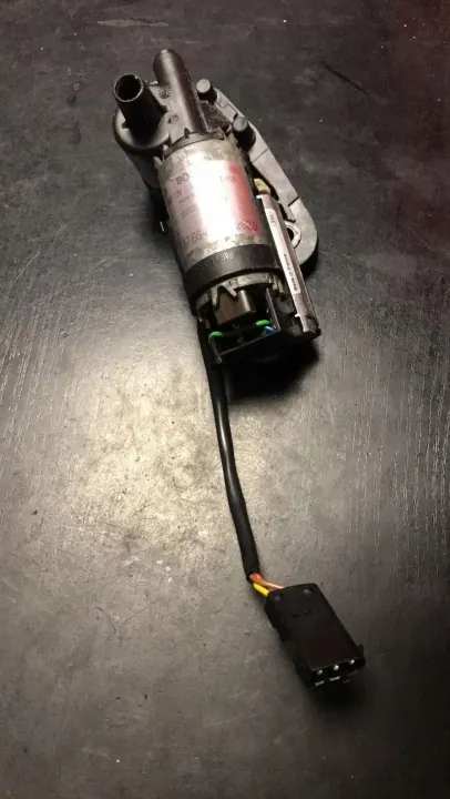 Motor ajuste asiento OEM 8352263 Derecho Delantero image 2