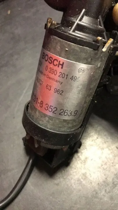 Motor ajuste asiento OEM 8352263 Derecho Delantero image 3