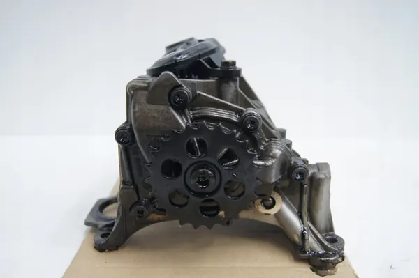 Oliepomp OEM 857994404 voor BMW G20 G21 G30 G31 X3 G01 image 5
