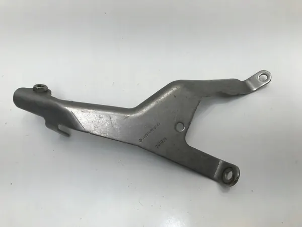 Support de Turbo Mercedes W247 OEM A6540960445 image 2