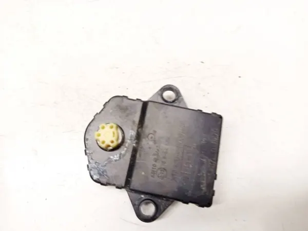 Lämmitysklappimoottori OEM 3700011879 Lexus RX 2008 image 2