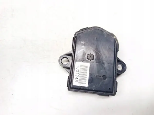 Lämmitysklappimoottori OEM 3700011879 Lexus RX 2008 image 3