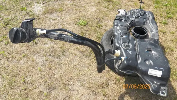 Bränsletank 9823727280 Peugeot 3008 II 1.2THP image 2