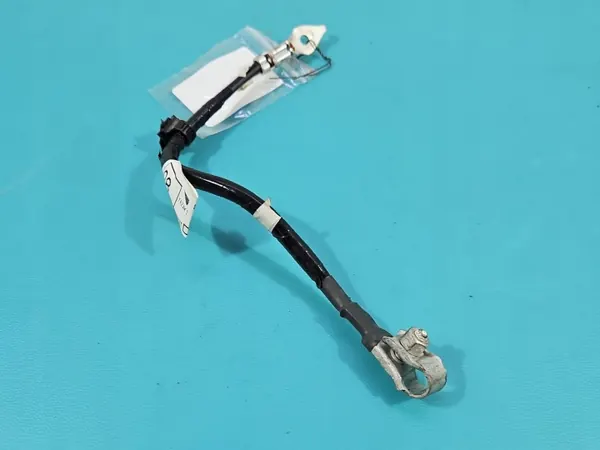 Pince de borne négative OEM 82165020800 pour Toyota image 3