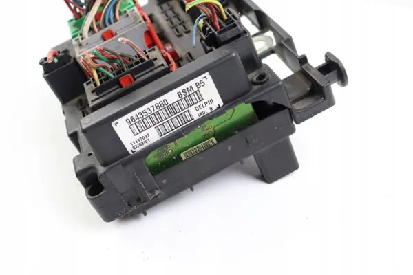Module BSI Peugeot 307 OEM 9643537880 Occasion image 3