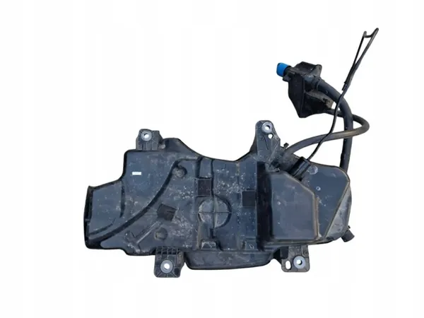 AdBlue-säiliö OEM 8R0131877 Audi Q5 SQ5 2008 image 2