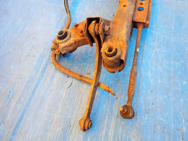 Toyota Avensis T25 achterophangingbalk OEM image 3