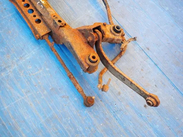Toyota Avensis T25 achterophangingbalk OEM image 5