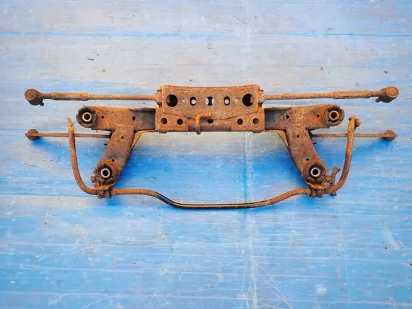 Toyota Avensis T25 achterophangingbalk OEM image 7