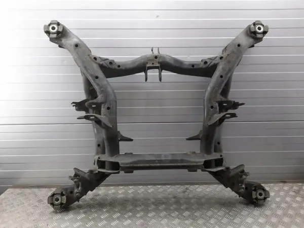 Porsche OE 7L0599304C Bakaxelbalk Begagnad image 2