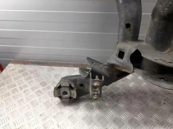 Porsche OE 7L0599304C Bakaxelbalk Begagnad image 3