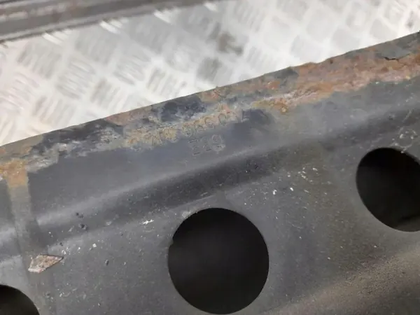 Porsche OE 7L0599304C Bakaxelbalk Begagnad image 4