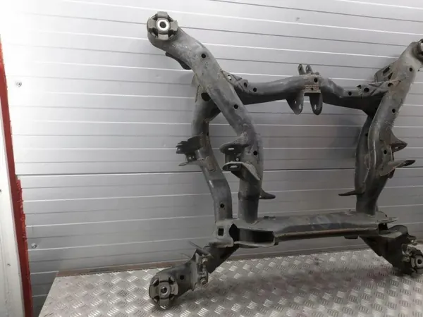 Porsche OE 7L0599304C Bakaxelbalk Begagnad image 7