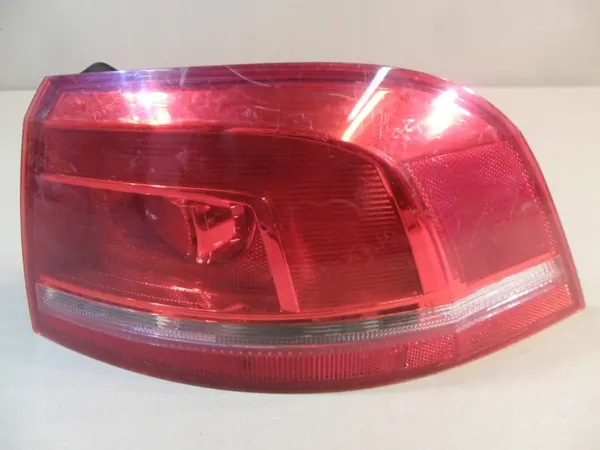 Luz Trasera Derecha Izquierda VW Passat B7 Kombi 3AF945096C image 2