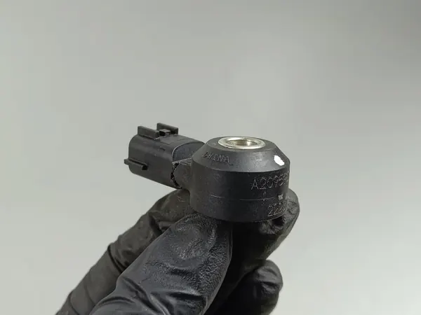 Sensor de batida Renault Clio 1.6 E-TECH 140 Híbrido 2021 A2C959256 image 3