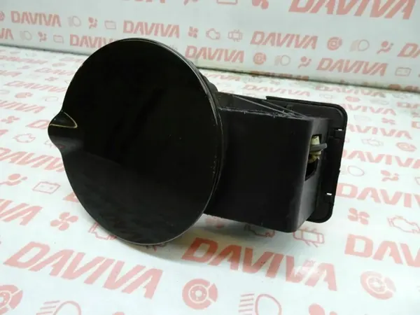 Tapa de combustible OEM 04860572AE - Usada, Negra (2006) image 6
