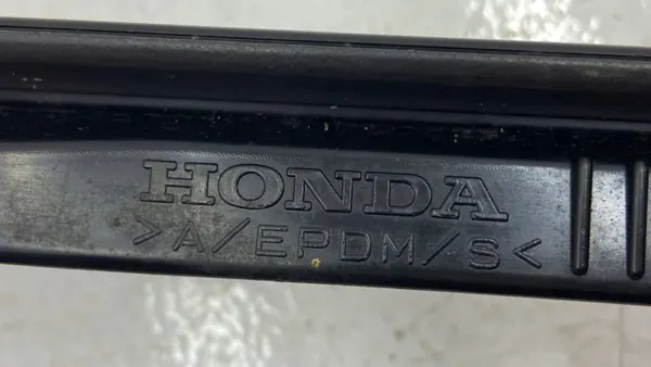 Begagnad Honda OE fram vänster vindrutestav image 5