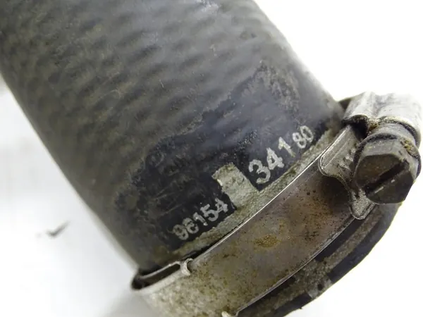 Intercooler Schlauch Peugeot 308 II Citroen Picasso II 9815434180 image 4