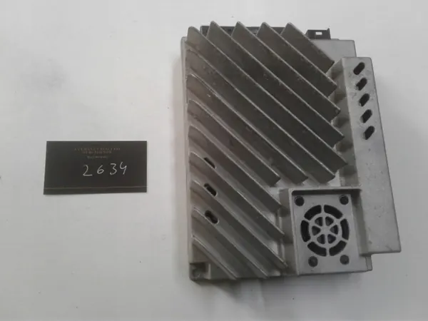 Mercedes-Benz OEM 1669006710 Verstärker - Gebraucht image 3