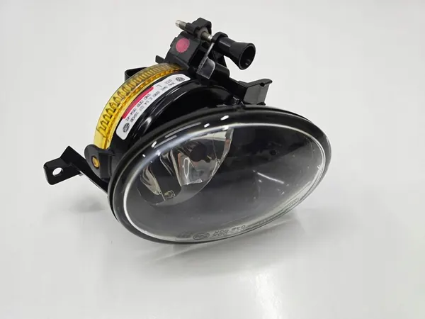 Farol de Neblina Halógeno VW Touareg II 7P6 10-14 Esquerdo Dianteiro OEM image 2