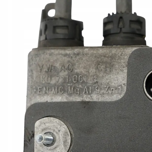 Levier de Vitesse Audi A3 8P OEM 1K0711049CG image 10