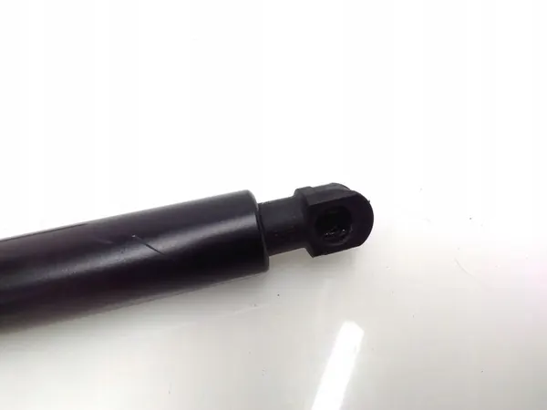 Mazda CX-30 2023 Komplett Baklucka Dämpare OEM DFR562620R image 2