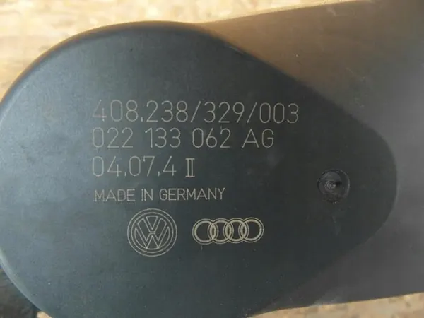 Corpo de borboleta AUDI A3 8P GOLF V R32 022133062AG image 3