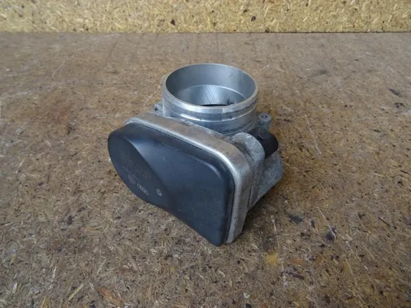 Corpo de borboleta AUDI A3 8P GOLF V R32 022133062AG image 5