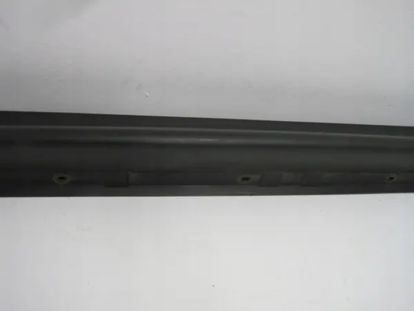 OEM 768511KA6A Cache de marche gauche pour Nissan Juke image 3