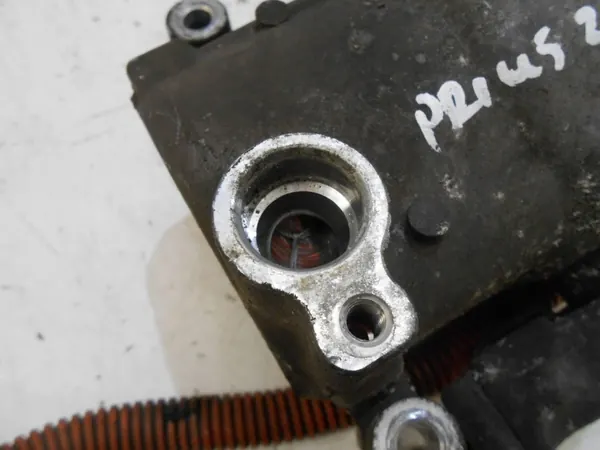 Toyota Prius II Klimakompressor OEM 0420000197 image 10