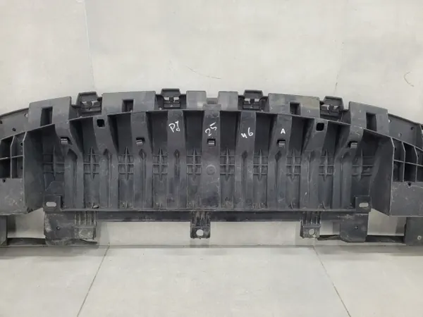 Stoßstangenschutzplatte vorne OEM 622350001R Megane 3 image 3