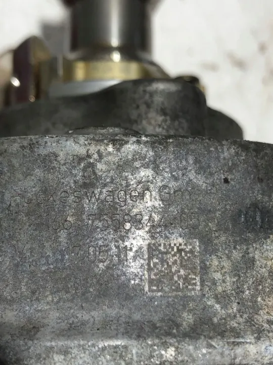 Pompe à vide OEM 7558344 pour BMW N52 image 4