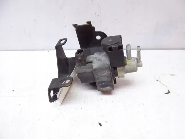 Válvula de vácuo OEM 85120-2A400 para Kia Ceed 1.6 CRDI image 2