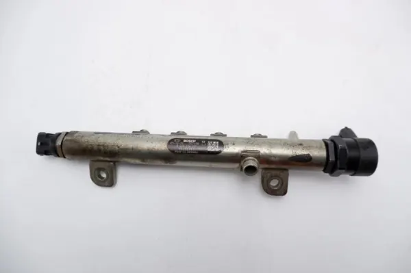 OEM 55200251 Saab 9-3 II 1.9 TID 150CV Rail Inyector image 2