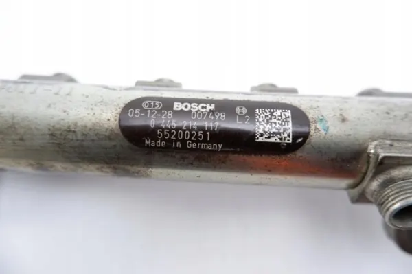 OEM 55200251 Saab 9-3 II 1.9 TID 150CV Rail Inyector image 4
