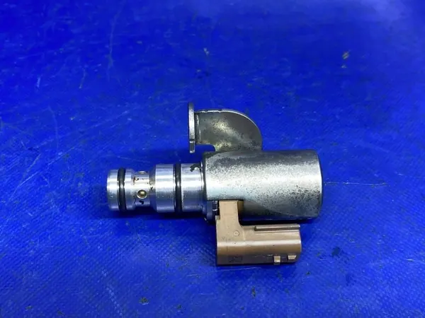 Electroválvula de bomba de aceite OEM 61200512 Nissan X-Trail image 4