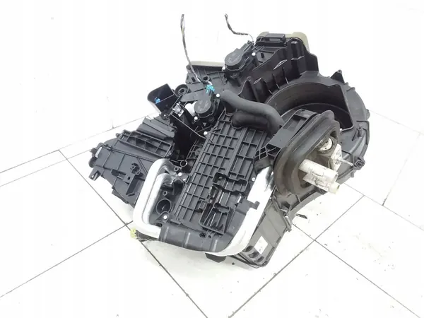 Calefacción Ford Focus Mk3 2.0 TDCI UE BV6N-19B555-LK image 2