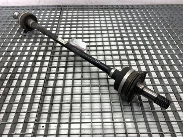 Semi-eixo esquerdo traseiro OEM 8664046 para BMW G31 image 3
