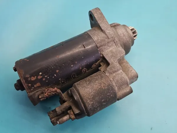 Motor de Arranque Skoda Fabia II 1.4 TDI Usado image 4