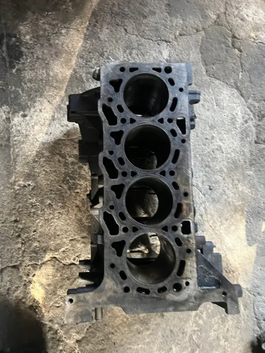 Bloc moteur 2.2 HDi Ford Transit OEM 6C1Q6015AE image 2