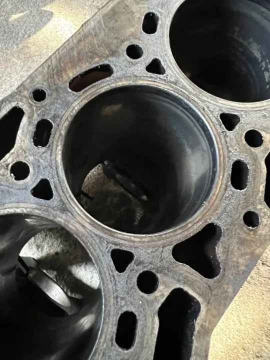 Bloc moteur 2.2 HDi Ford Transit OEM 6C1Q6015AE image 3