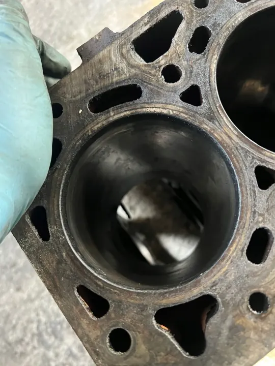 Bloc moteur 2.2 HDi Ford Transit OEM 6C1Q6015AE image 4