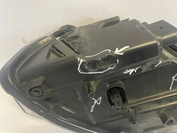 Farol dianteiro direito Bi-Xenon VW Golf VI image 10