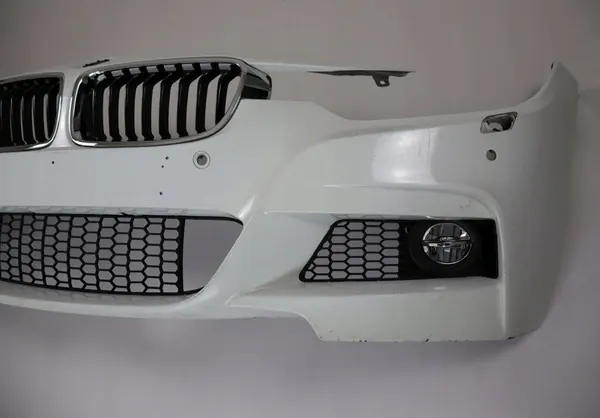 Paraurti BMW 3 F30 F31 M Pacchetto PDC e Fari LED OEM image 2